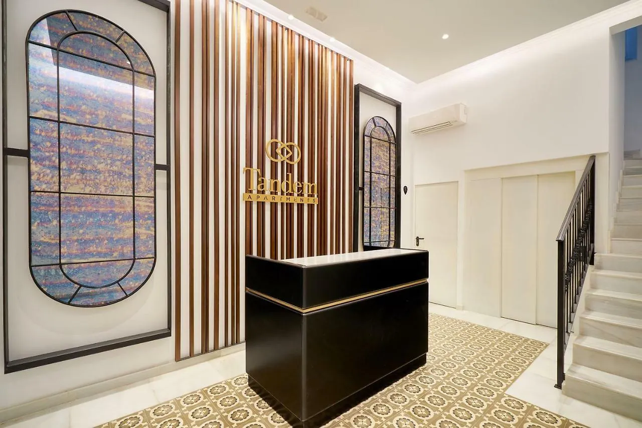 Tandem Soho Suites Малага Апартаменты