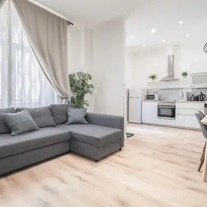 Petofi In The Center Apartamento Budapest